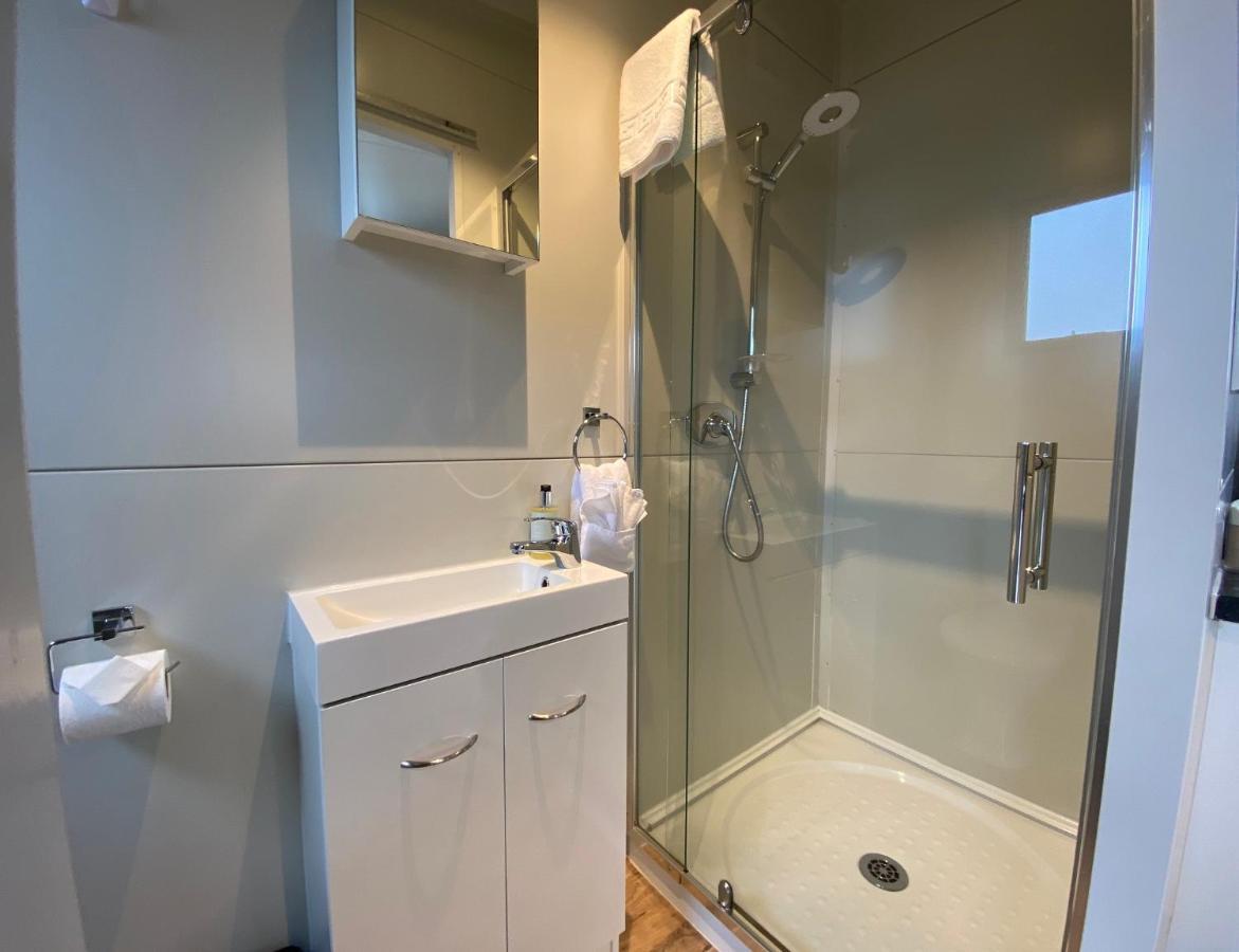 Stunted Totara, Unit 1 Apartment Twizel Bagian luar foto